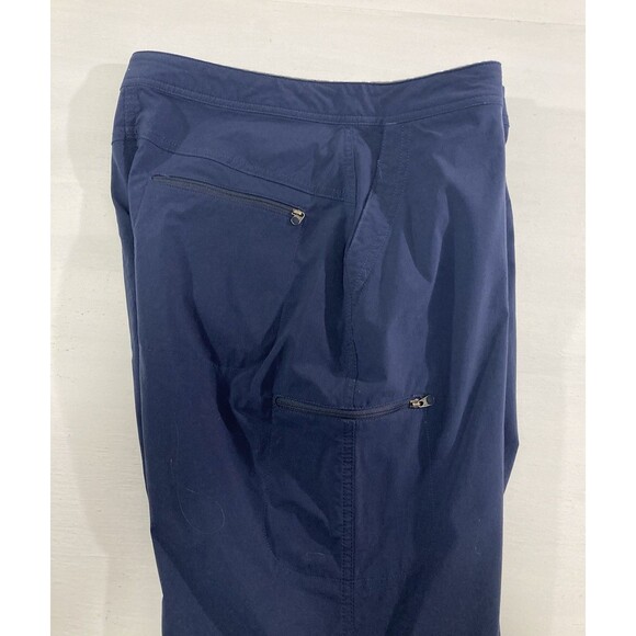 L.L. Bean Navy Performance Trail Pants - UV protection, water resistant - Picture 6 of 14